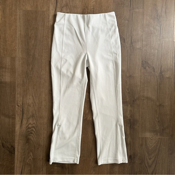 Lululemon Ribbed Softstreme Zip-Leg High-Rise Cropped Pants 25" - Size 6 - Picture 6 of 14